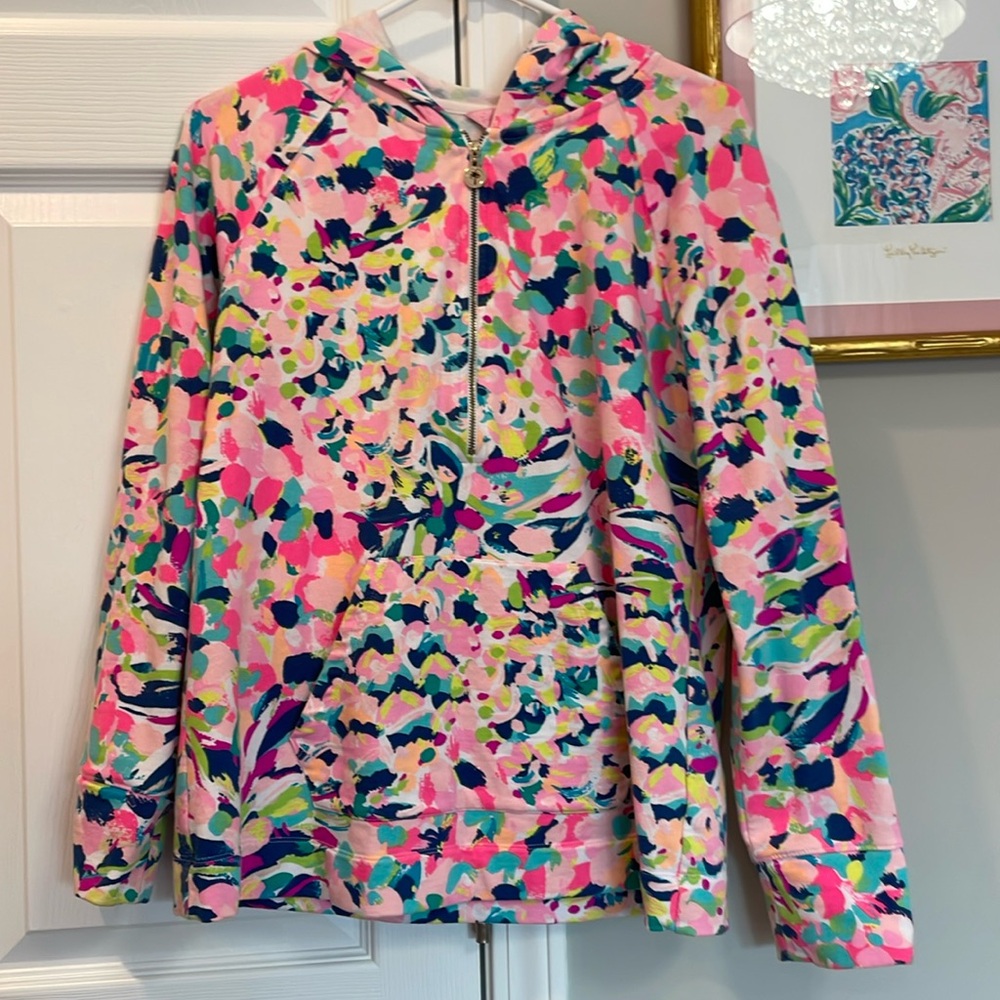 Lilly Pulitzer popover with hood size medium
